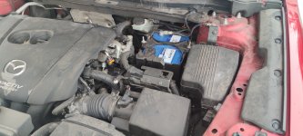 Акумулятор на Mazda CX4