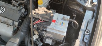 Акумулятор на Volkswagen Polo