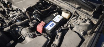 Акумулятор на Toyota Camry 70