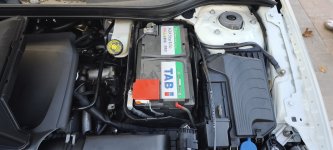 Акумулятор на Mercedes GLA X156