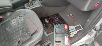 Акумулятор на Mercedes A160