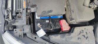 Акумулятор на Nissan Teana