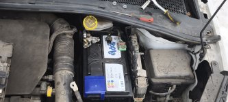 Акумулятор на Citroen C3 Aircross