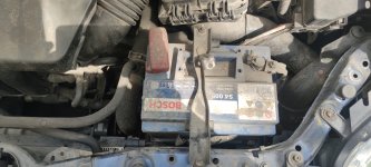 Акумулятор на Toyota Auris