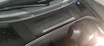 Акумулятор на Porsche Cayman