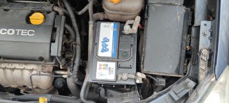 Акумулятор на Opel Zafira B