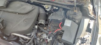 Акумулятор на Volvo V40