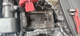 Акумулятор на Nissan Rogue T33