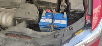 Акумулятор на Toyota Venza