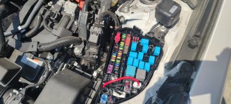 Акумулятор на Toyota Rav4 Hybrid