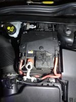 Акумулятор на Volvo V40