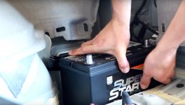 Акумулятор на Toyota Prius