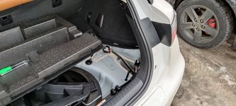 Акумулятор на Lexus CT200h