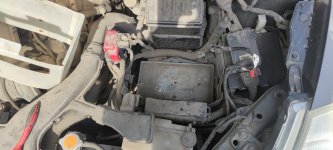 Акумулятор на Nissan Tiida Арабская Сборка