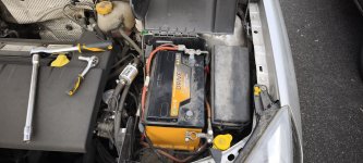 Акумулятор на Opel Vectra