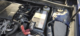 Акумулятор на Toyota Camry 70
