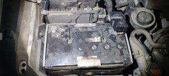 Акумулятор на Nissan Pathfinder