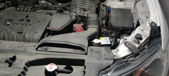 Акумулятор на Mitsubishi Outlander
