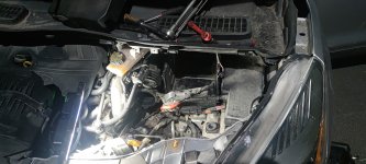 Акумулятор на Ford Escape