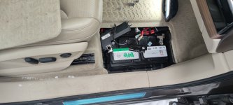 Акумулятор на Audi Q7 Второе Поколение