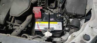 Акумулятор на Mitsubishi Outlander
