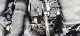 Акумулятор на Peugeot 307