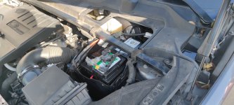 Акумулятор на Land Rover Evoque