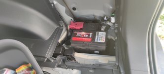 Акумулятор на Toyota Rav4 Hybrid