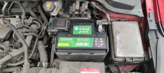 Акумулятор на Kia Stonic